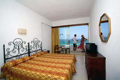 ***  Hotel Biniamar Cala Millor  Spain